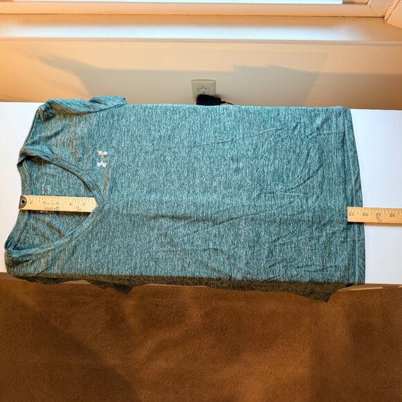 Under Armour Loose Heatgear short sleeve V-neck tee, size Large, dark green - Picture 6 of 8